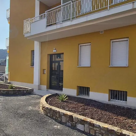 Relax A A 2 Passi Dal Mare Con Parcheggio Nyaraló