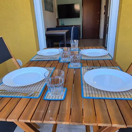 Relax A A 2 Passi Dal Mare Con Parcheggio Nyaraló *